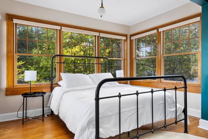 Clintonville | OSU | Entire Home gallery image 3