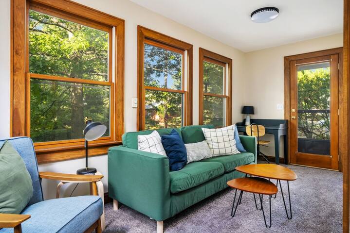 Clintonville | OSU | Entire Home gallery image 2