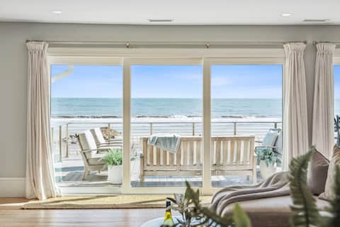 White Sands Luxury Oceanfront Deck Open Concept