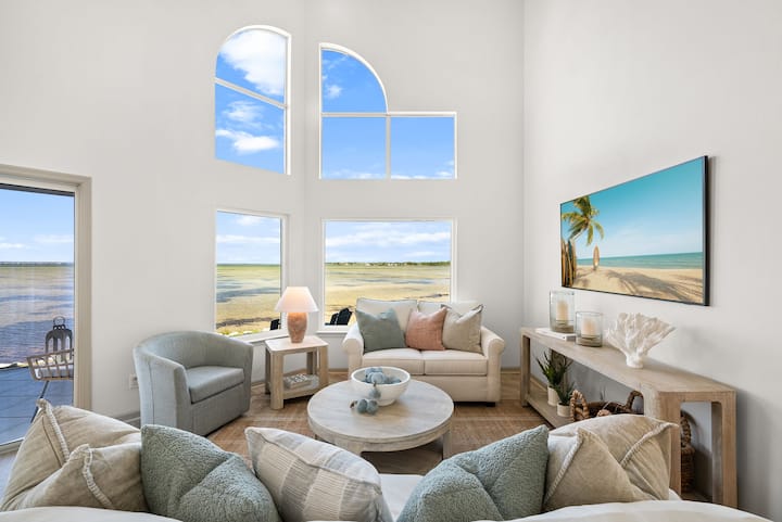 Luxury Bayfront Condo With Golf Cart - Miramar Beach, FL