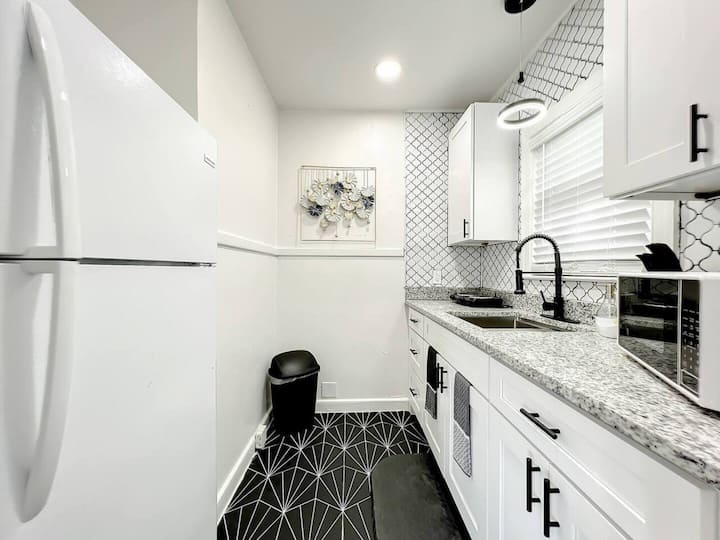 Prime Orlando Location 1br