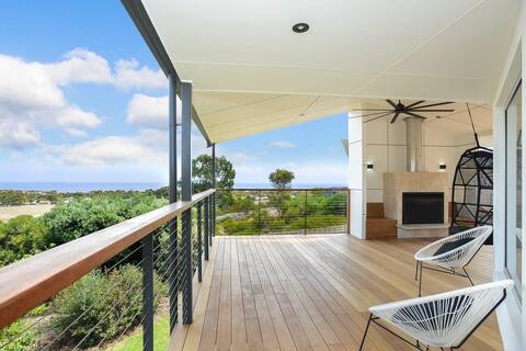 47 Stacey Drive, Carrickalinga
