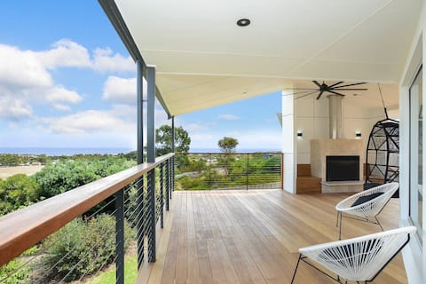 47 Stacey Drive, Carrickalinga