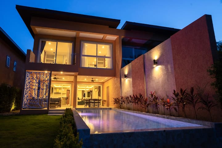 Superhost managed Airbnb listing 3