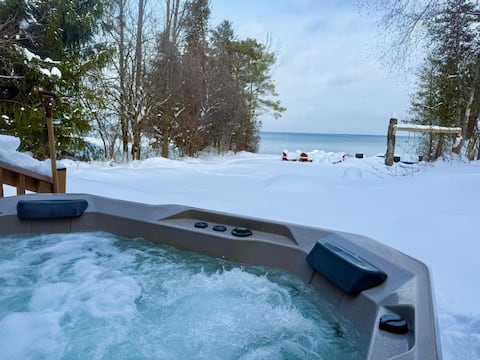 Skipping Rock: Stay & Aprés Ski Near Blue Mountain