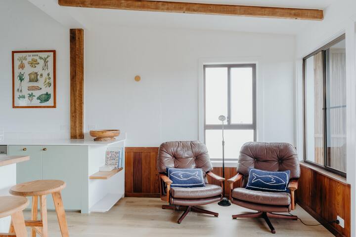 Massinger Views-Cozy fire place Private Pool Oasis gallery image 3