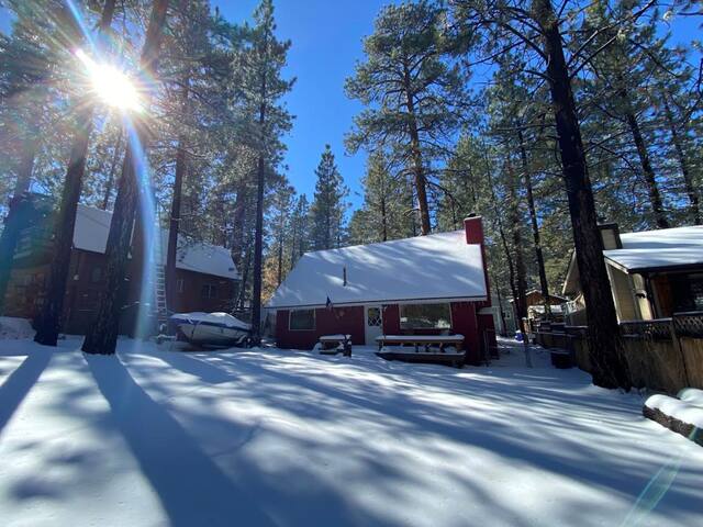 Mama Bear and Cub Rentals managed Airbnb listing 1