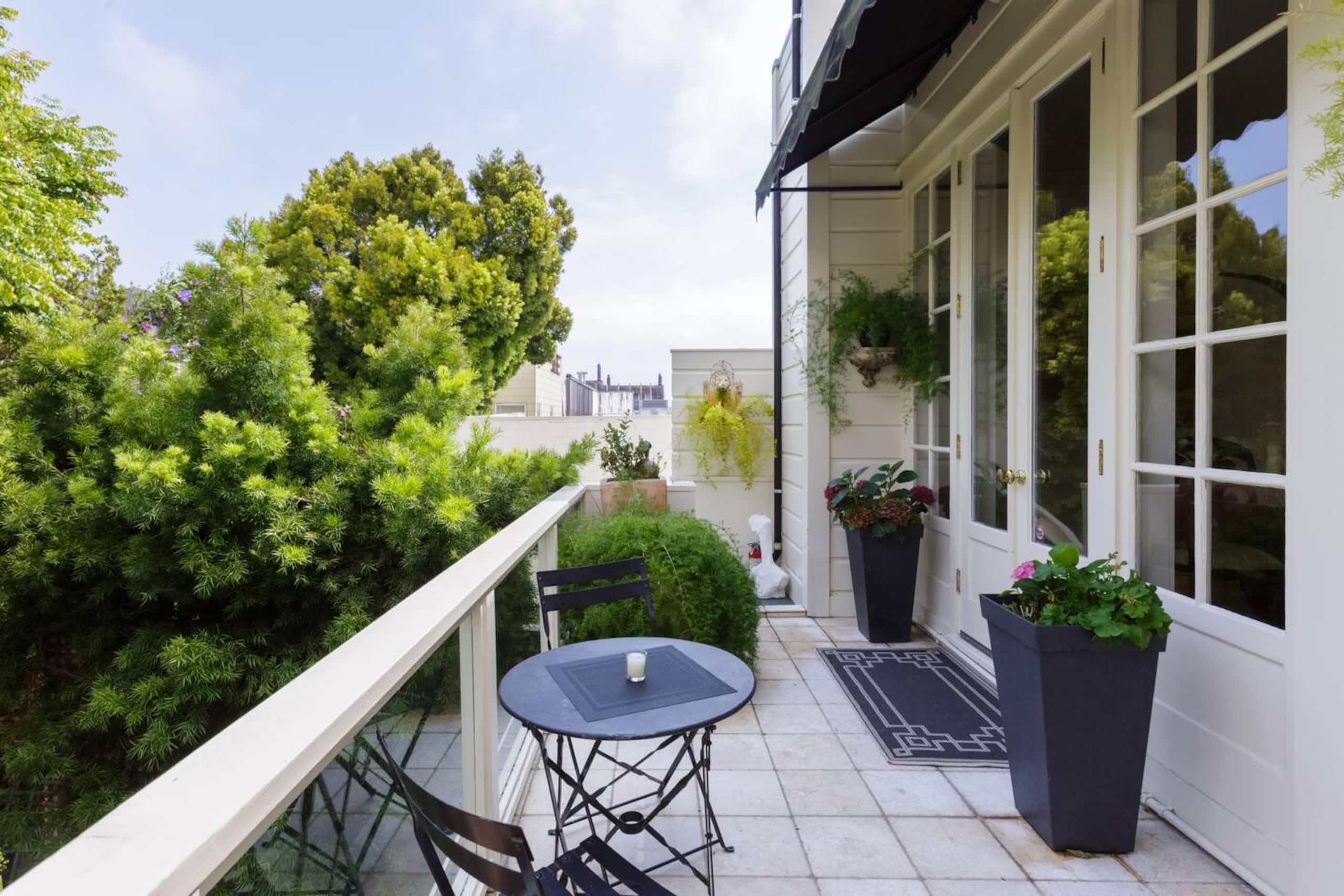 Home in San Francisco · ★4.95 · 1 bedroom · 1 bed · 1 bath - Image 17