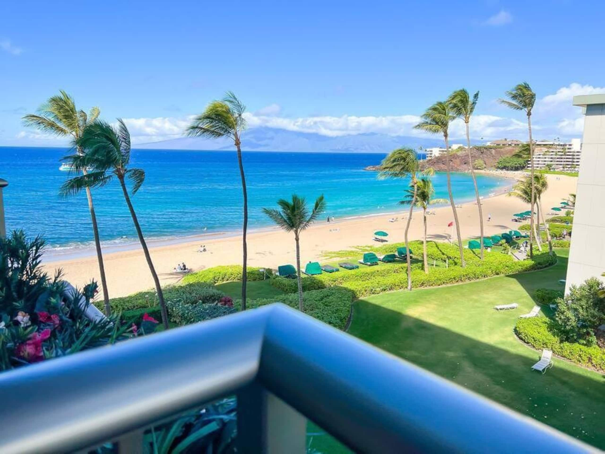 Condo in Lahaina · ★5.0 · 1 bedroom · 2 beds · 2 baths - Image 9
