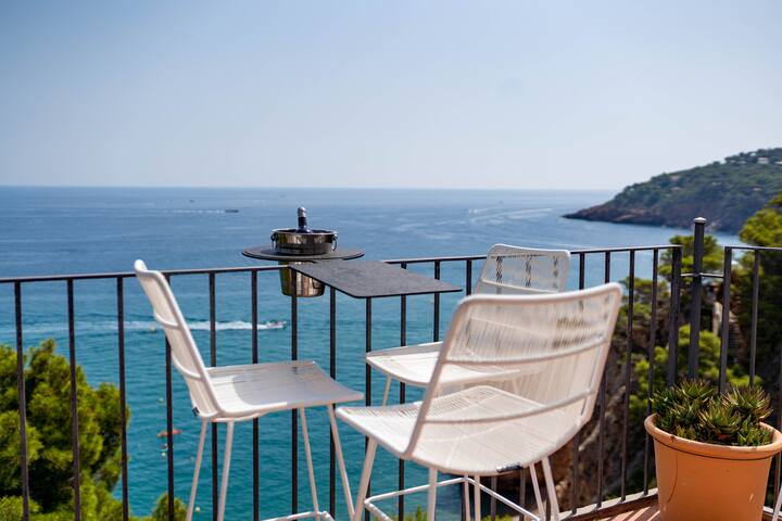 Villa Illa Roja gallery image 2