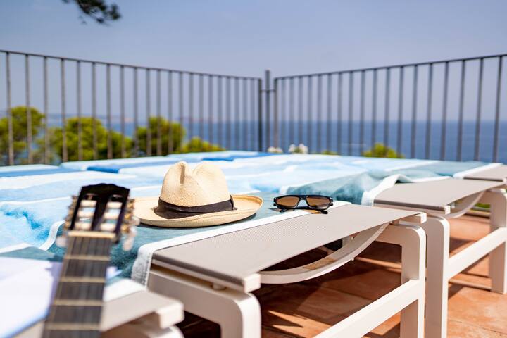 Villa Illa Roja gallery image 5