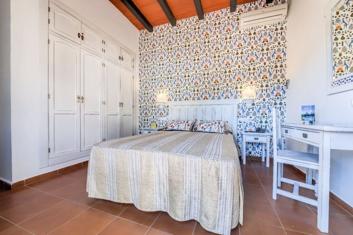Hotel Dulce Nombre Tarifa managed Airbnb listing 1