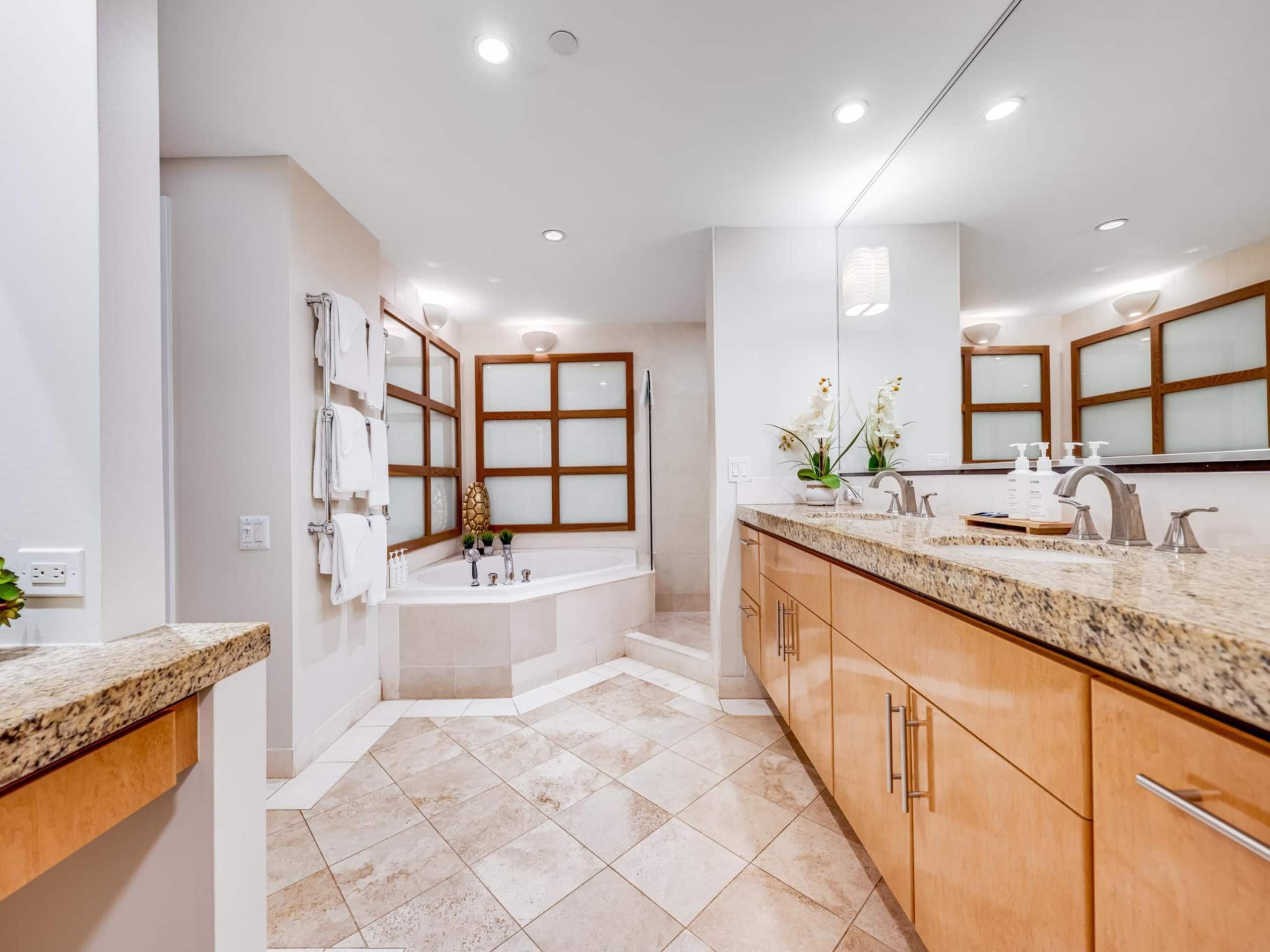 Condo in Lahaina · ★5.0 · 2 bedrooms · 2 beds · 2 baths - Image 17