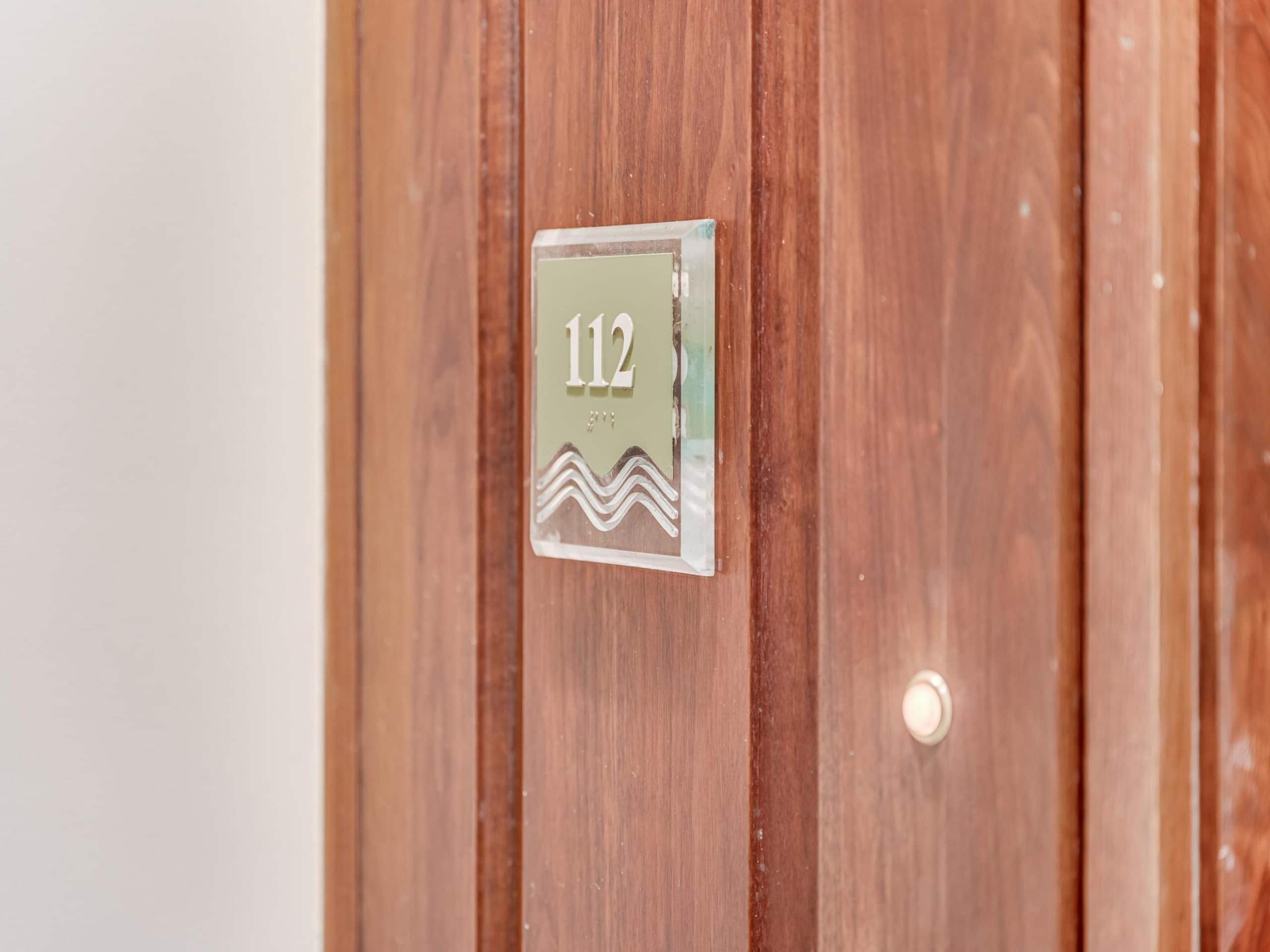 Condo in Lahaina · ★5.0 · 2 bedrooms · 2 beds · 2 baths - Image 22