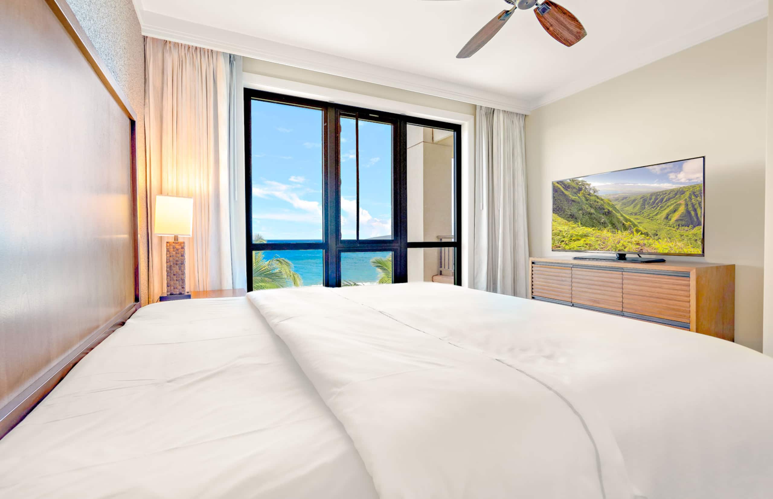 Condo in Lahaina · ★5.0 · 3 bedrooms · 4 beds · 2 baths - Image 32