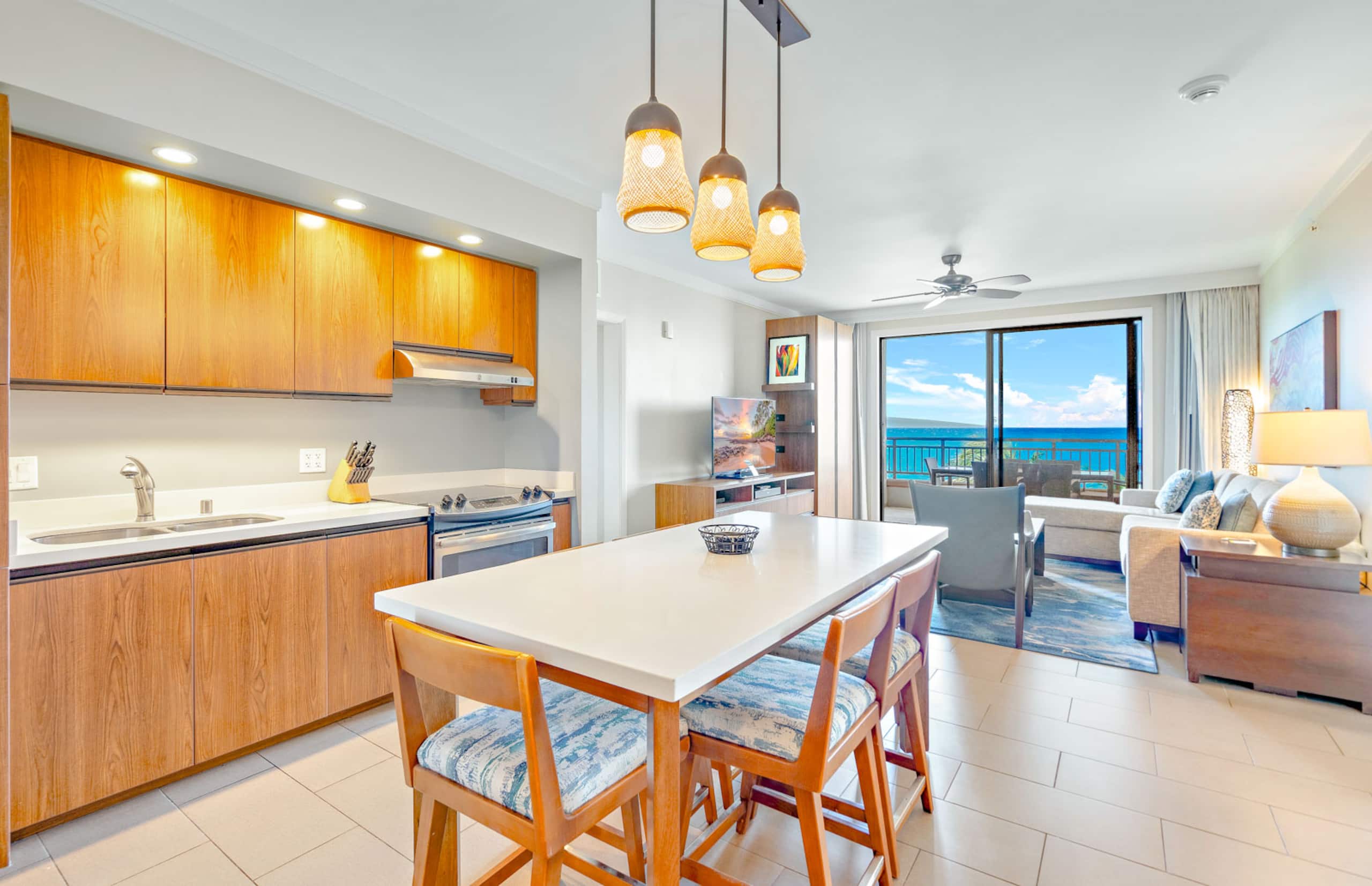 Condo in Lahaina · ★5.0 · 3 bedrooms · 4 beds · 2 baths - Image 6