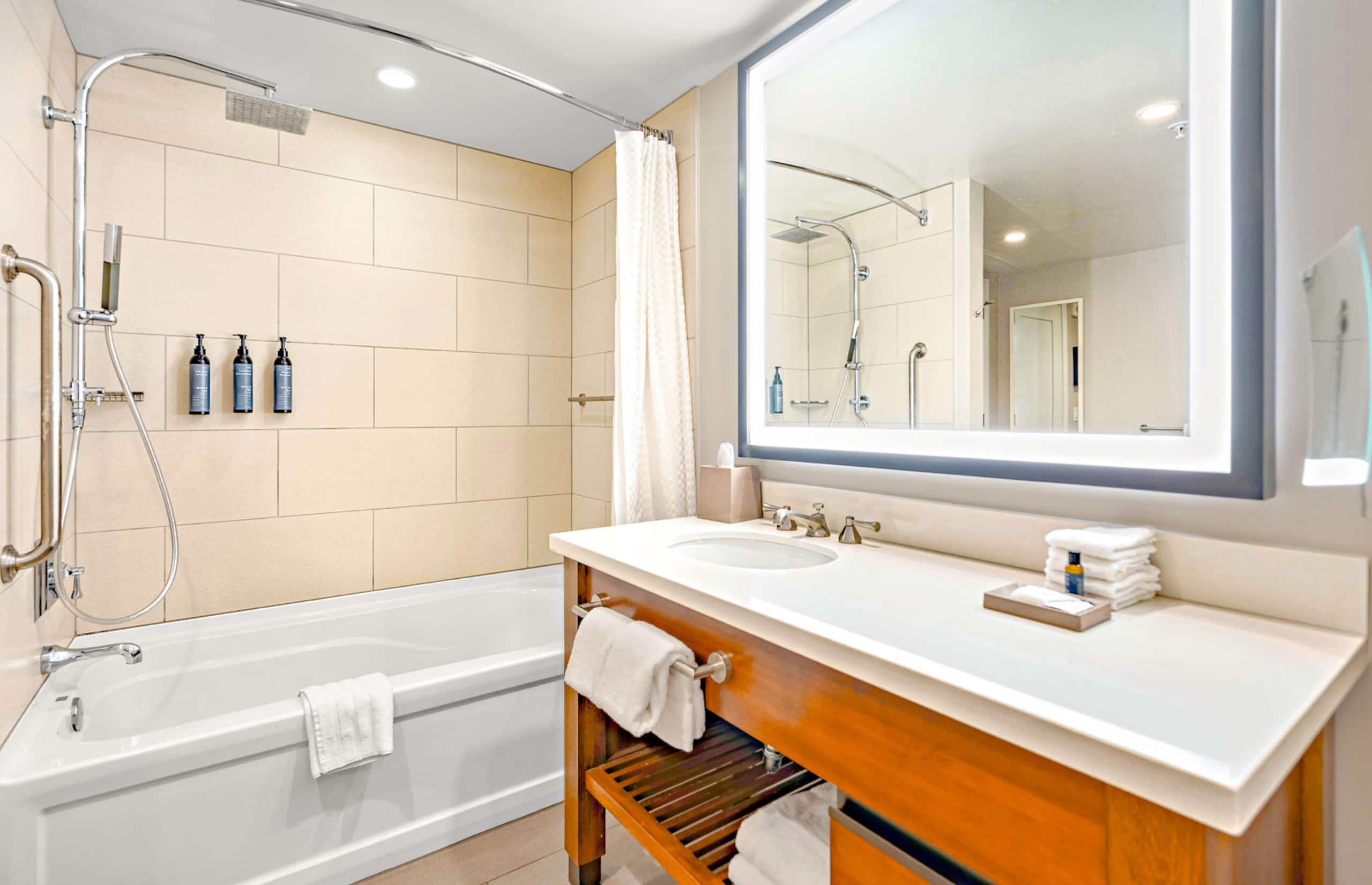 Condo in Lahaina · ★5.0 · 3 bedrooms · 4 beds · 2 baths - Image 30
