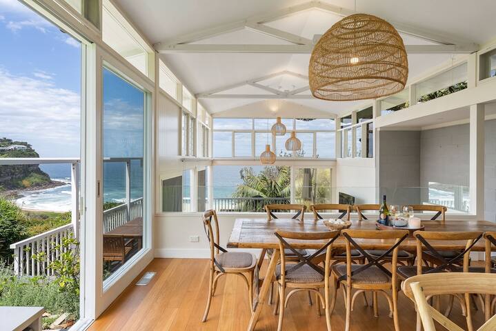 The Bungan – Beachfront w/ Access to Bungan Beach gallery image 3