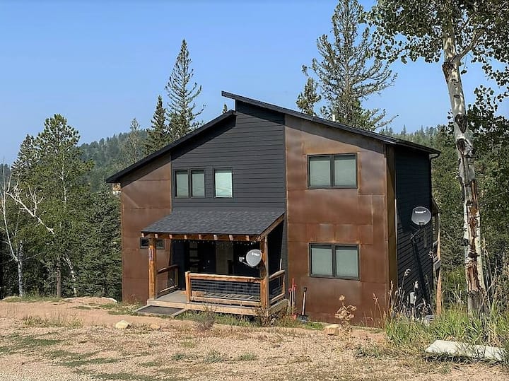 Rusted Ridge Rusted Ridge - Houses for Rent in Lead, South Dakota, United States ...