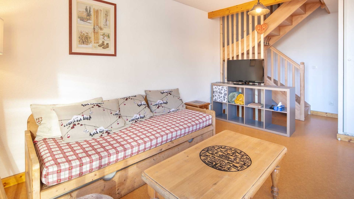 Successful Airbnb property: Spacious apt 8 ppl, near the ski station in Saint Sorlin D'arves