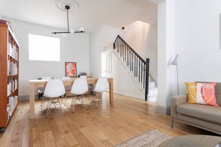 Baxendale Street by onefinestay gallery image 5