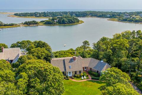 Waterfront Access to Dock & Tennis Courts!