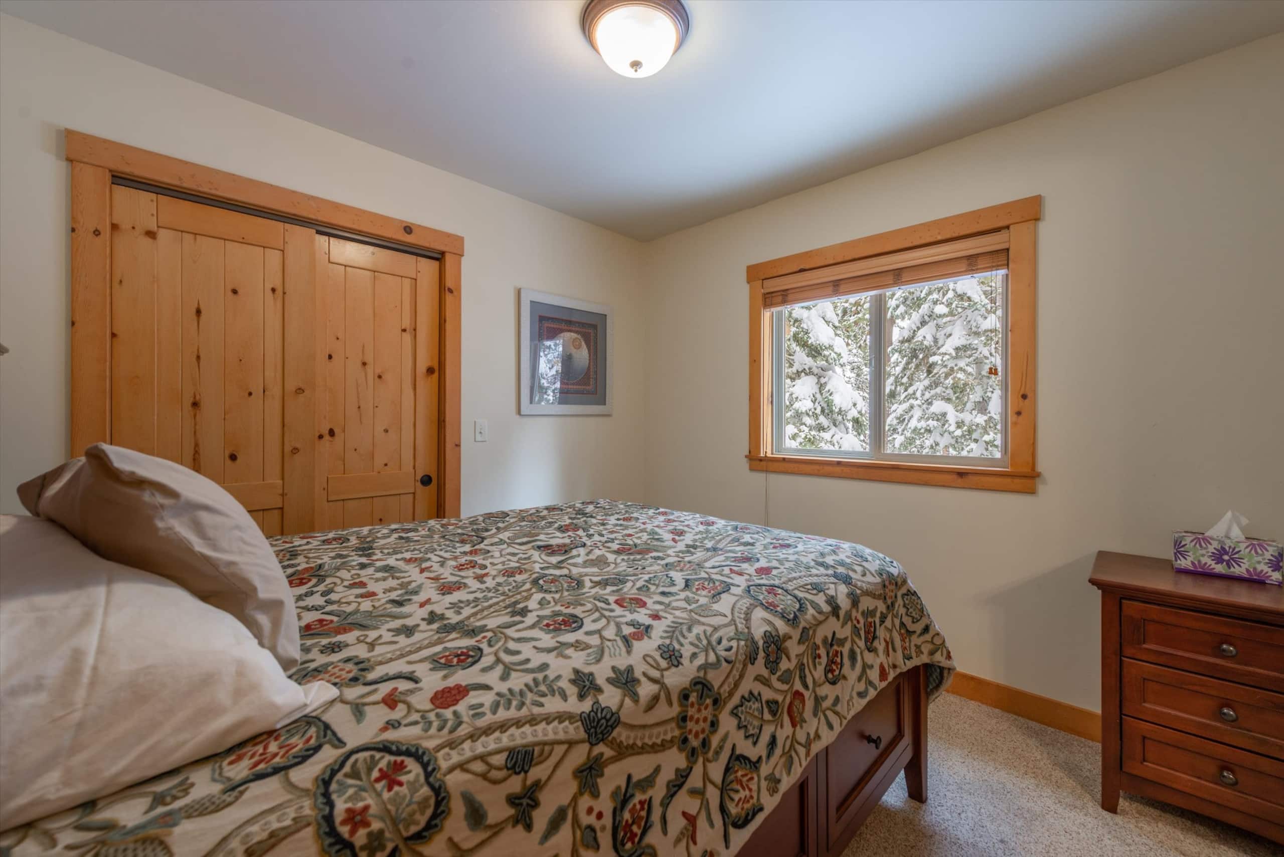 Lake Views, 3 Decks & Woodstove in Tahoe City - Photo 29
