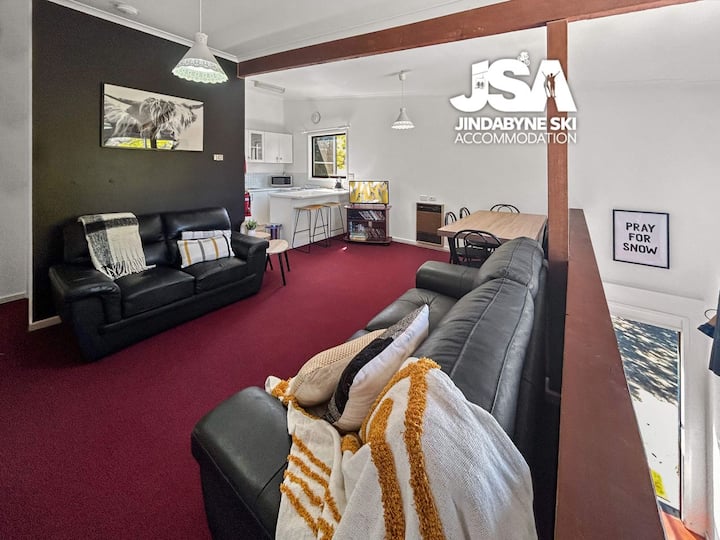 Mistral 2 - Park Up And Walk To Town - Jindabyne