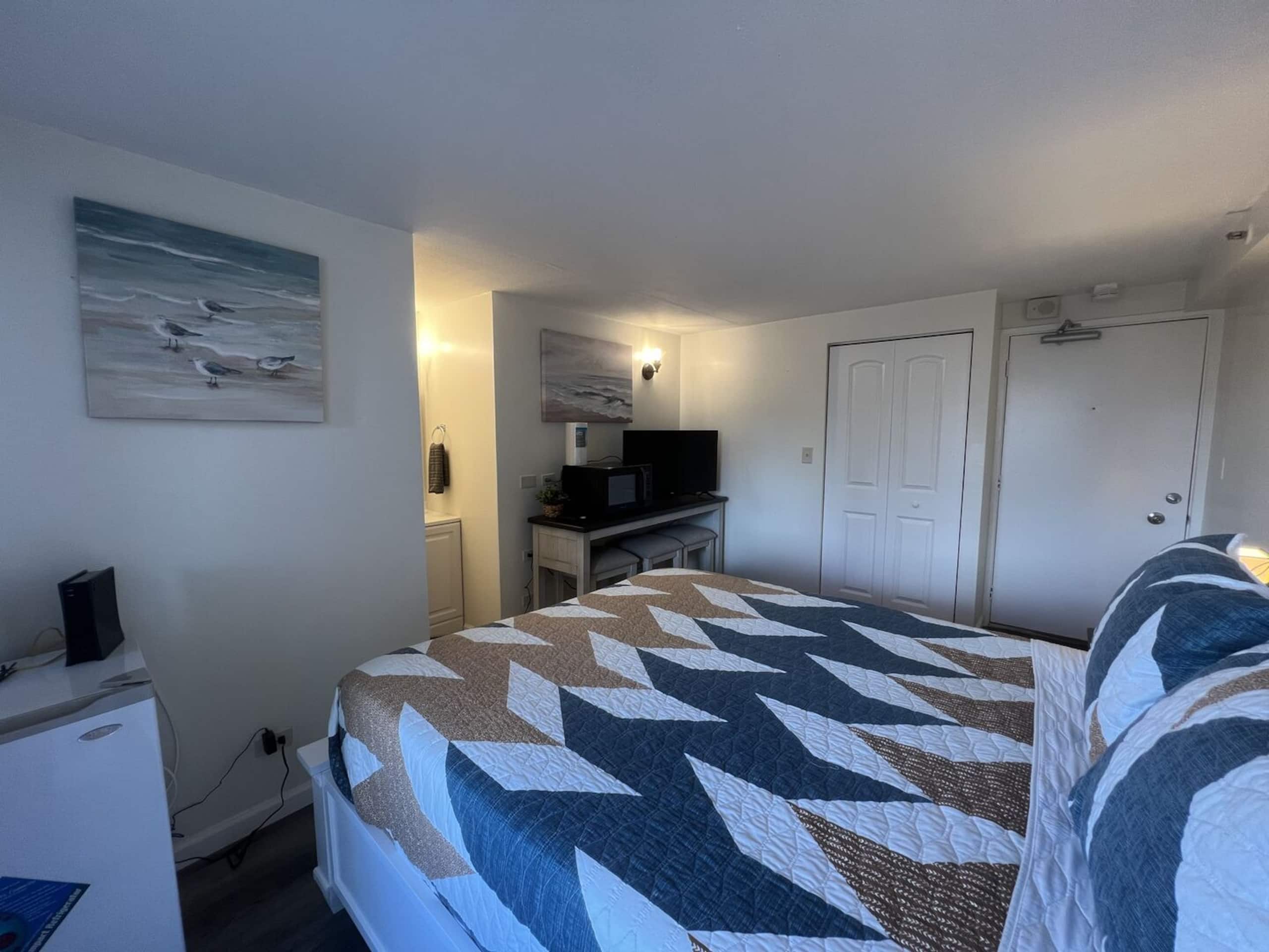 Condo in Honolulu · ★4.61 · 1 bedroom · 1 bed · 1 bath - Image 8