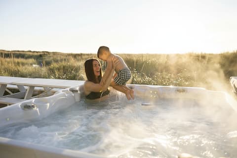 Oceanfront Escape • Hot Tub + Games • Sleeps 14