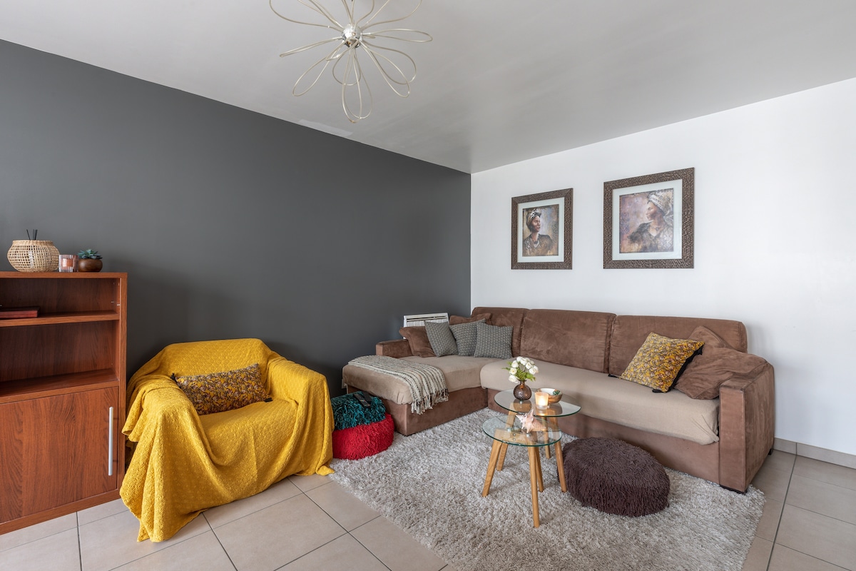 Top Airbnb: Le Colibri – 3 bedrooms and balcony in Châtillon