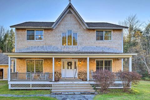 Private Home w/ Hot Tub Near Jay Peak Slopes