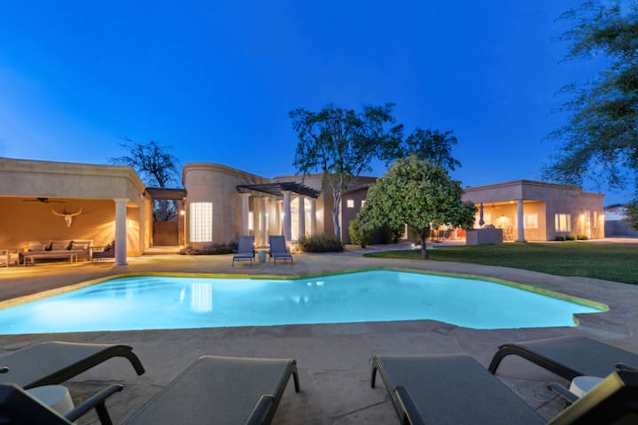 The Big Dog  Private Custom Estate  Heated Pool & Spa  Game Room - Scottsdale, AZ