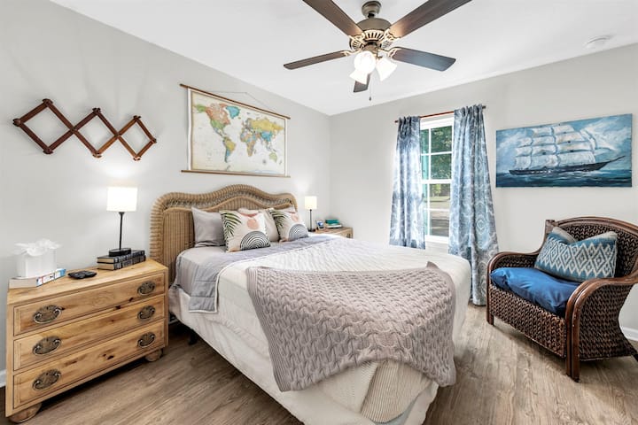 საძინებელი 152×203 სმ ზომის საწოლით