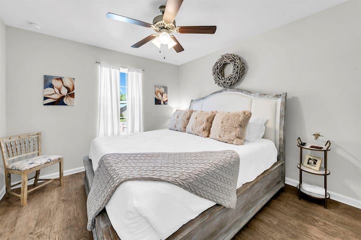 საძინებელი საწოლით 193×203 სმ