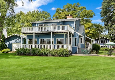 Waterfront Home |Lake Delavan |Pier |Fire Pit