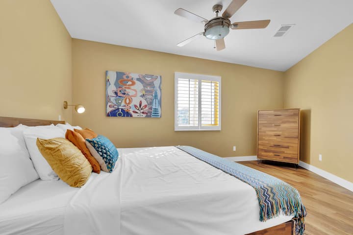 Starlit: Потопете се в красотата на пейзажа от спалня 5 - точно пред прозореца ви. 