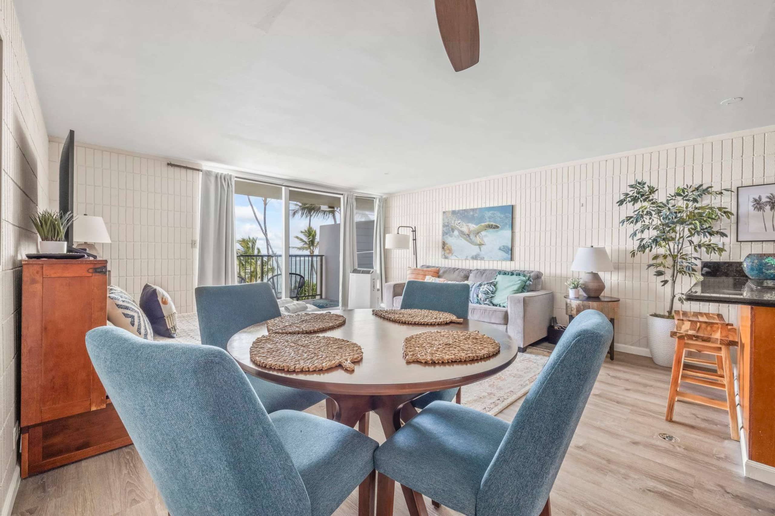 Condo in Hauula · ★4.83 · 1 bedroom · 3 beds · 1 private bath - Image 4