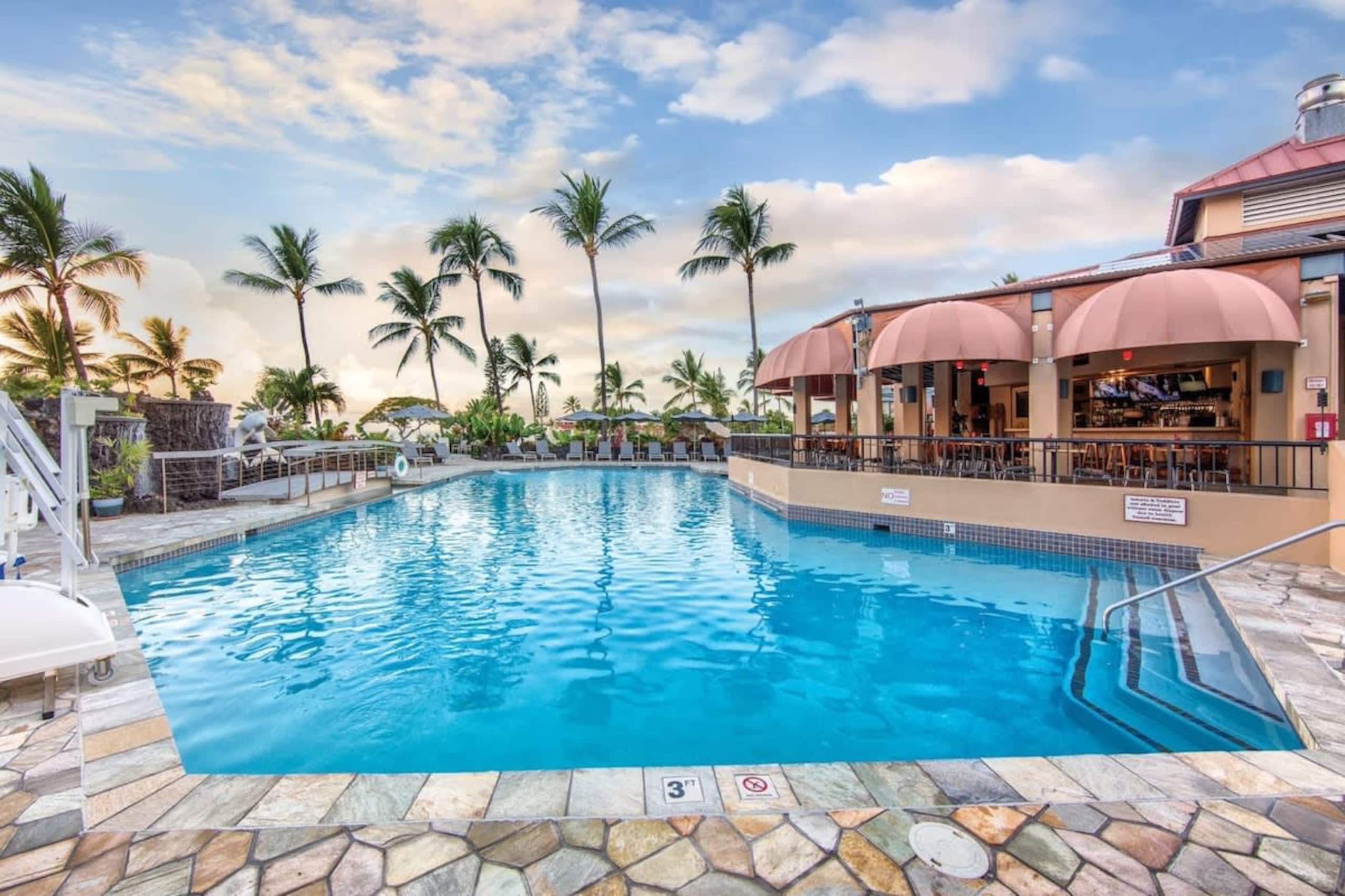 Resort in Kailua-Kona · ★5.0 · 1 bedroom · 2 beds · 1 private bath - Image 1