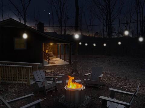 Secluded Cabin w/ Hot Tub | State Park | Near Lake