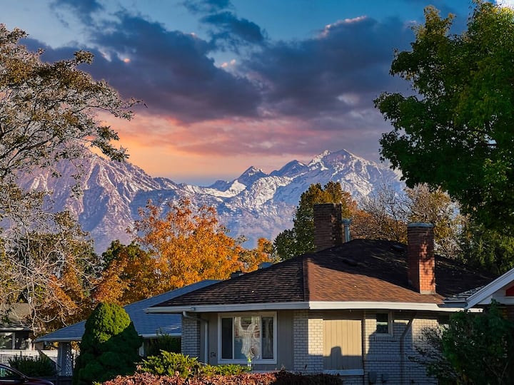Sun & Snow Bungalow | Remodeled | Hot Tub | W&d - Salt Lake City, UT