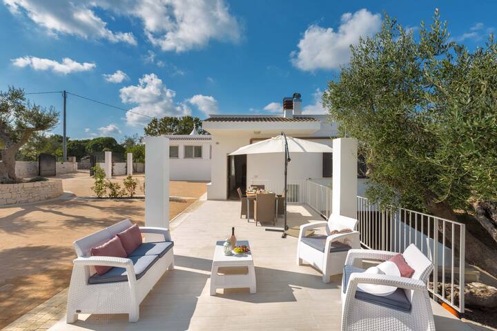 Villa Irma with private pool gallery image 3