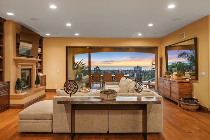 Luxurious Home | Private Pool | Theater | Fire Pit - Black's Beach, San Diego