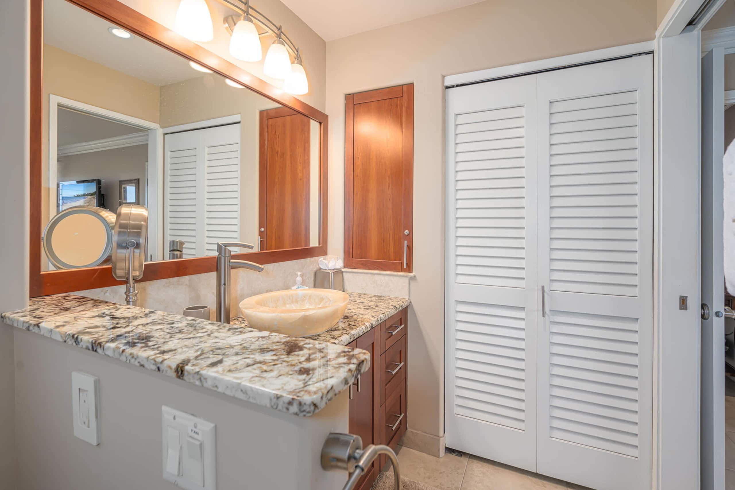 Condo in Kihei · ★5.0 · 1 bedroom · 1 bed · 2 baths - Image 15