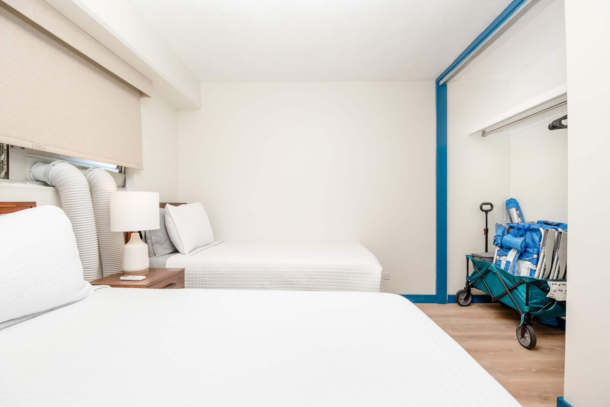 Condo in Honolulu · ★4.7 · 2 bedrooms · 3 beds · 1 bath - Image 15