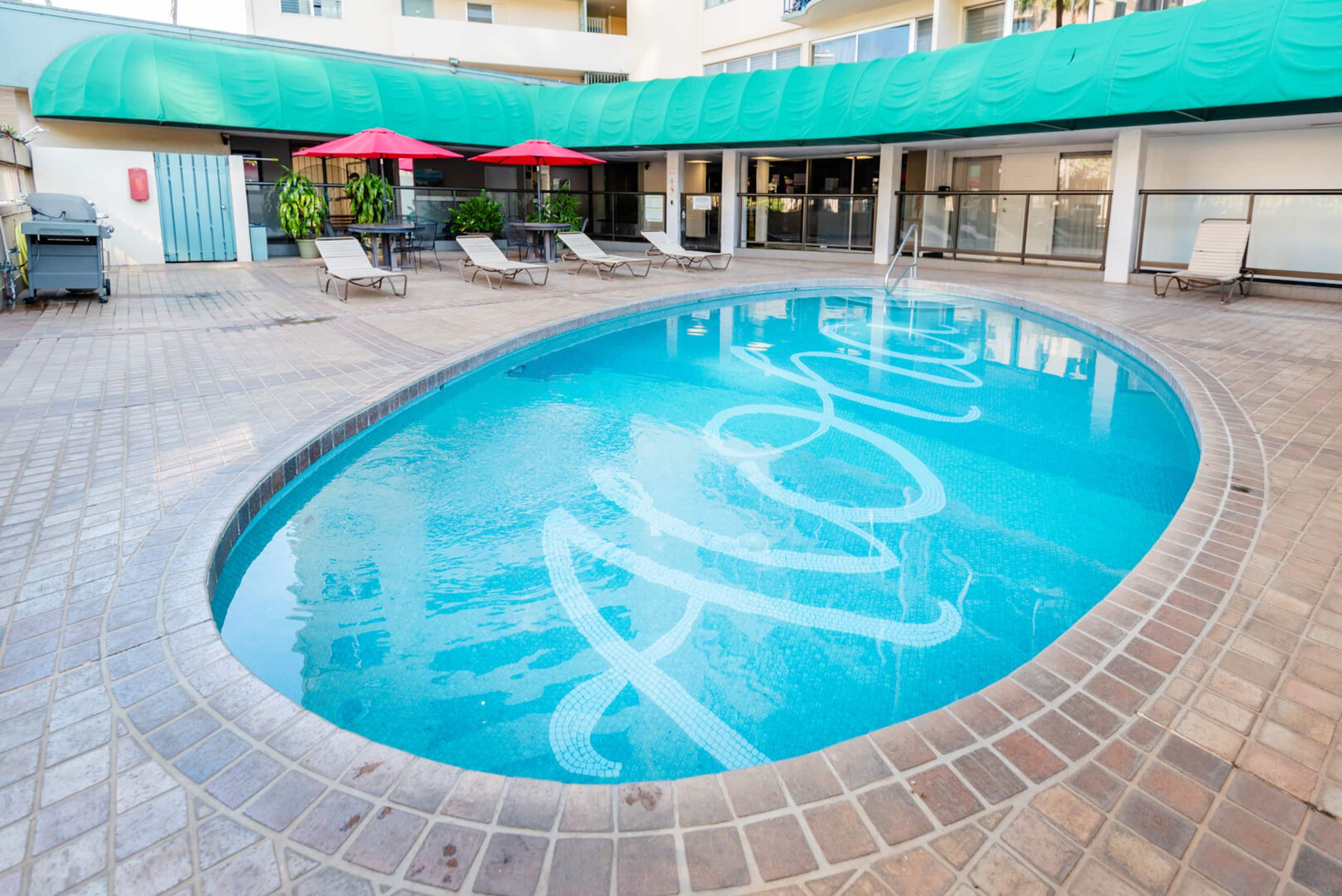 Condo in Honolulu · ★4.7 · 2 bedrooms · 3 beds · 1 bath - Image 22