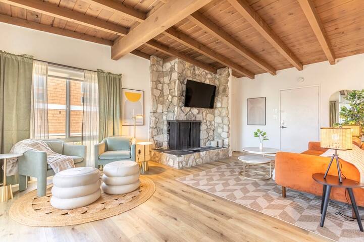 Architectural Beach Home | Steps to Sand | Parking