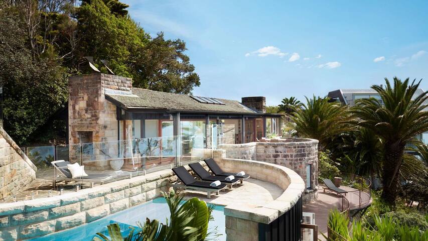 Northview Villa gallery image 2