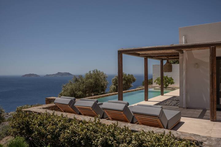 ArtOikia Luxury Villas – Thalassa, By Hellocrete