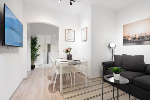 Top Airbnb: Apartment close to Theresienwiese in Am Alten Südlichen Friedhof